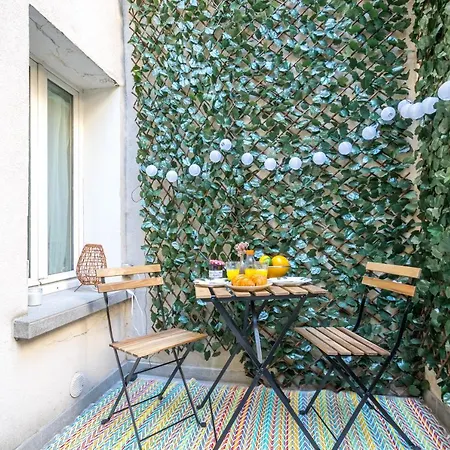 Apartment Charming With Terrace Near Eiffel Tower
