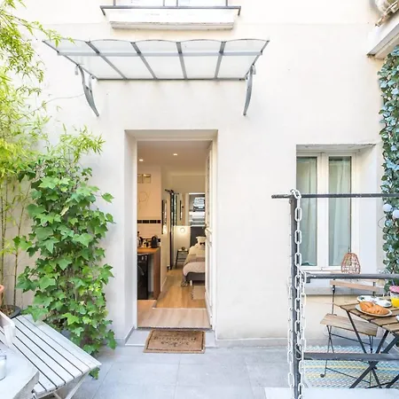 Charming With Terrace Near Eiffel Tower Apartment *