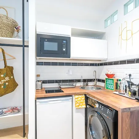 Eiffel Tower Studio With Terrace And Ac *