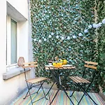 Apartmán Charming With Terrace Near Eiffel Tower