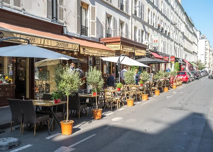Charming Studio With Terrace Near Eiffel Tower * Párizs