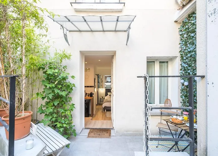 Charming Studio With Terrace Near Eiffel Tower 公寓 *